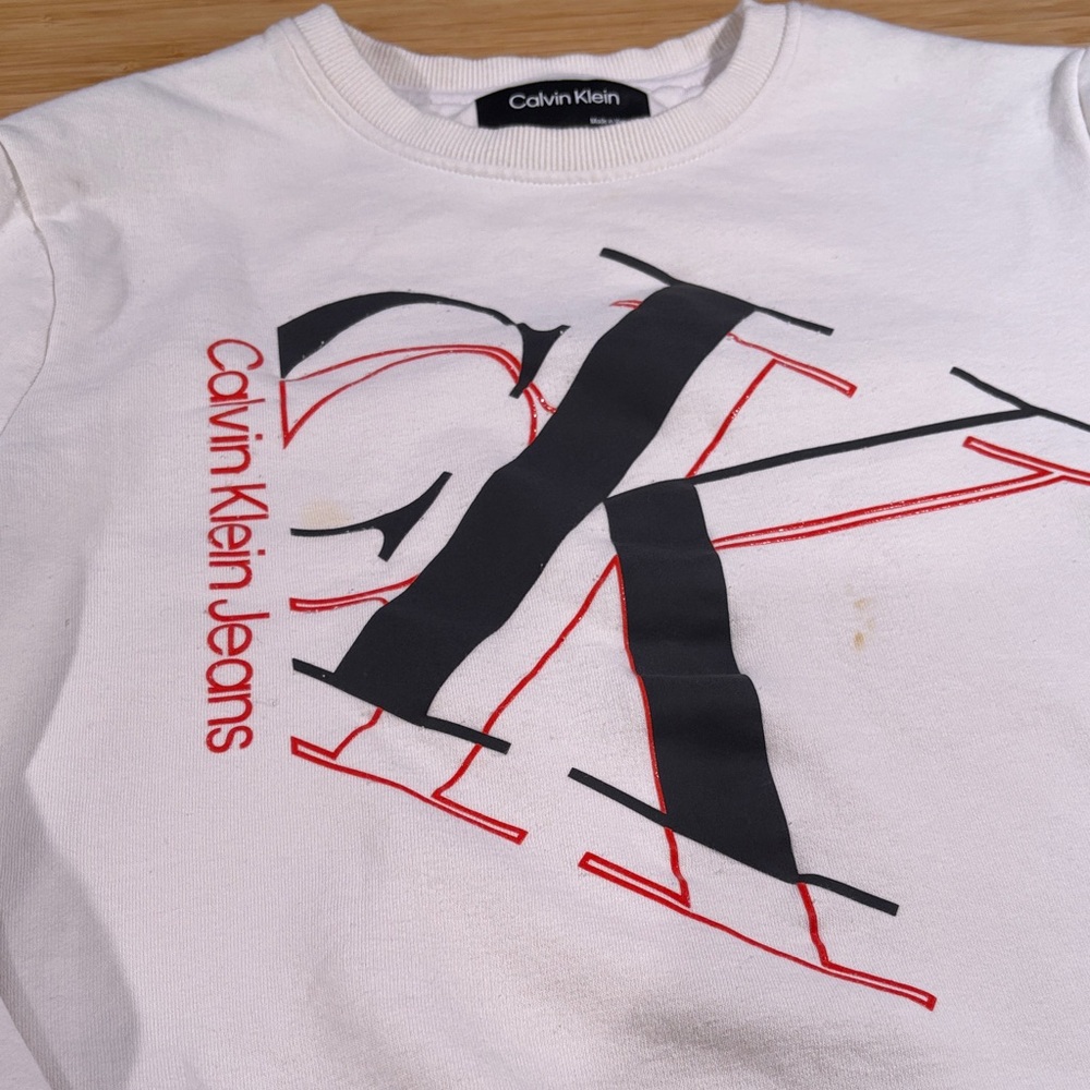 Calvin Klein White and Red Crewneck Sweater - Picture 3 of 6